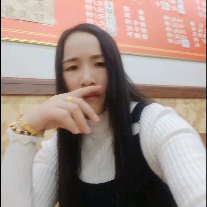 阳光下的葵花 《谢绝私聊工作而忙》