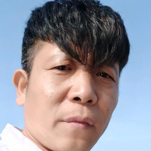 洁城装饰！承接室内外工程！