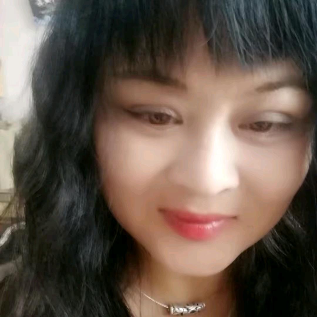 熊猫眼姐姐