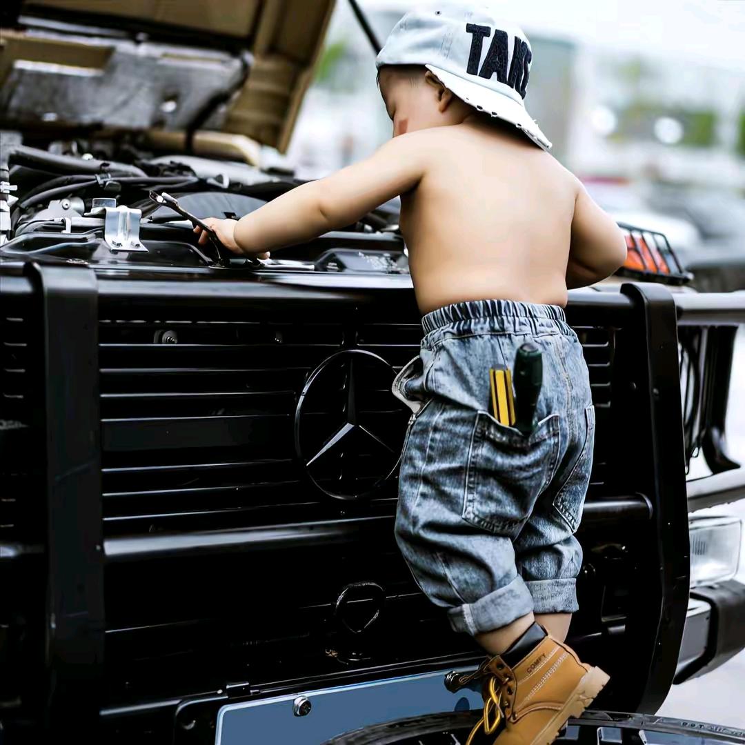 05后修车小伙子