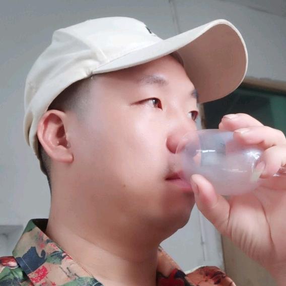 回眸浅笑