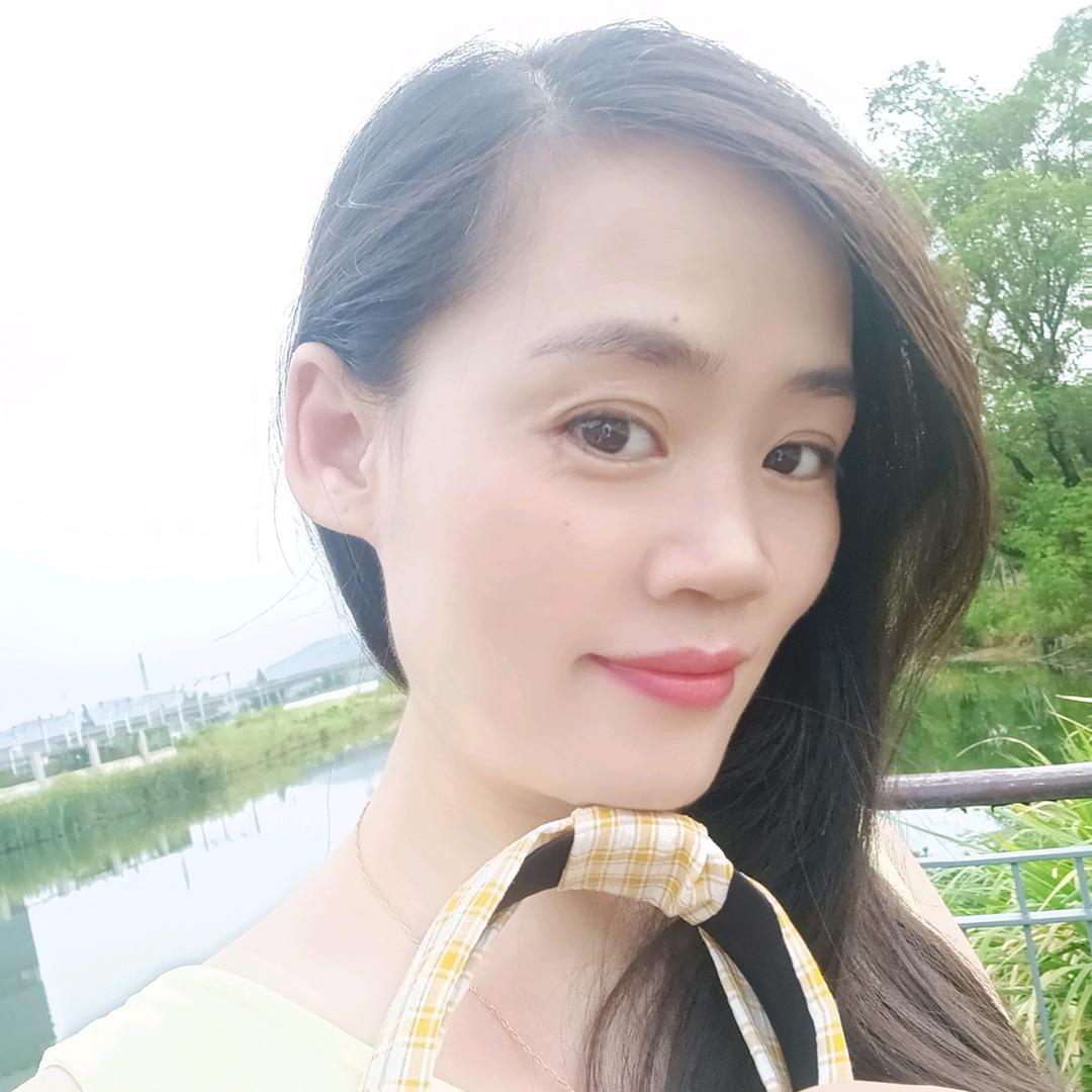 何洁🎤