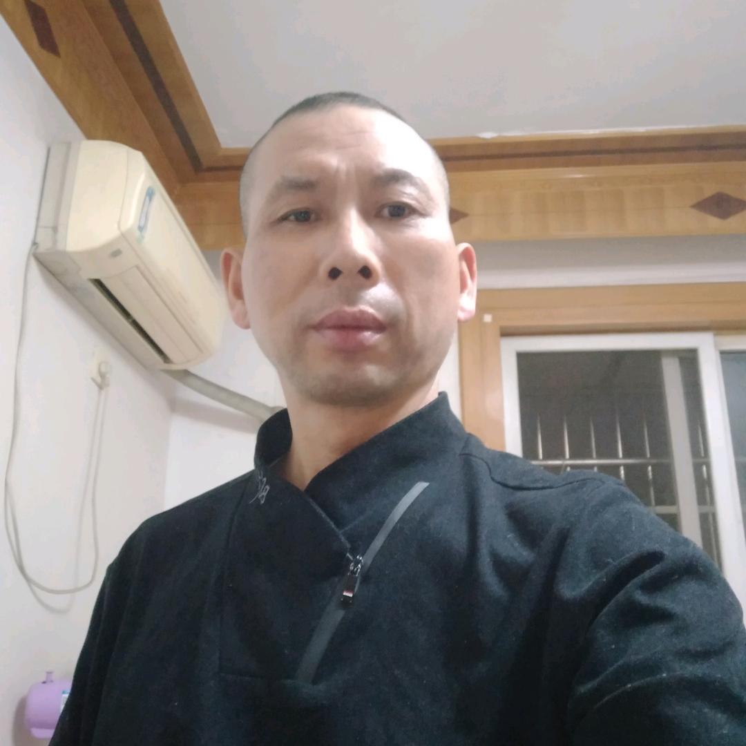 一根香烟半瓶酒，阳光明媚，风雨同舟，！