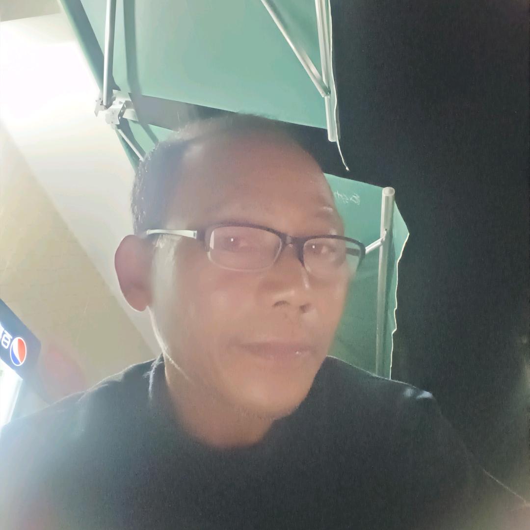 坚强汉