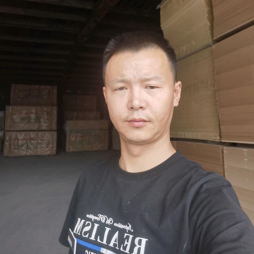 阿克苏秦玉装饰—牛华平