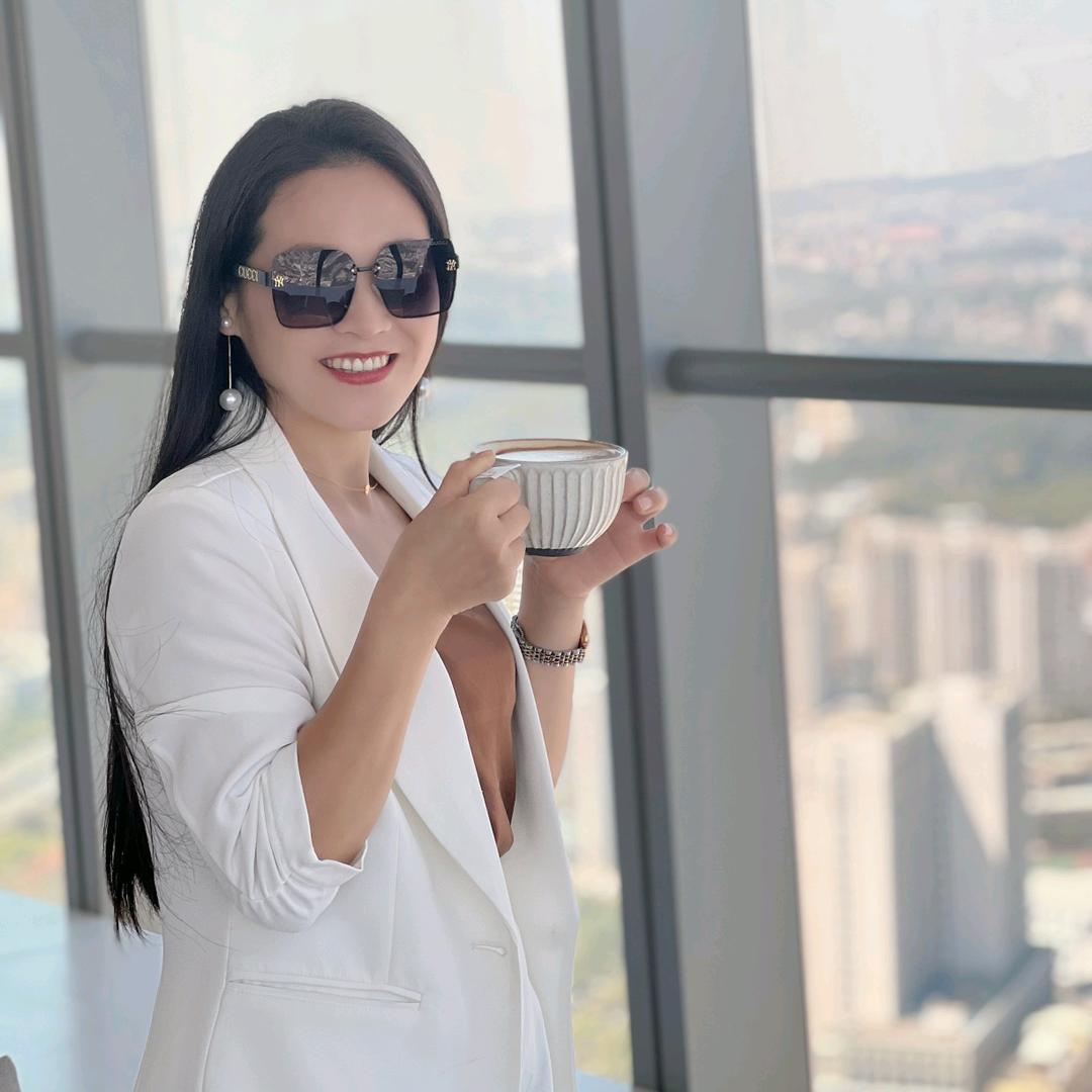 李丹妮
