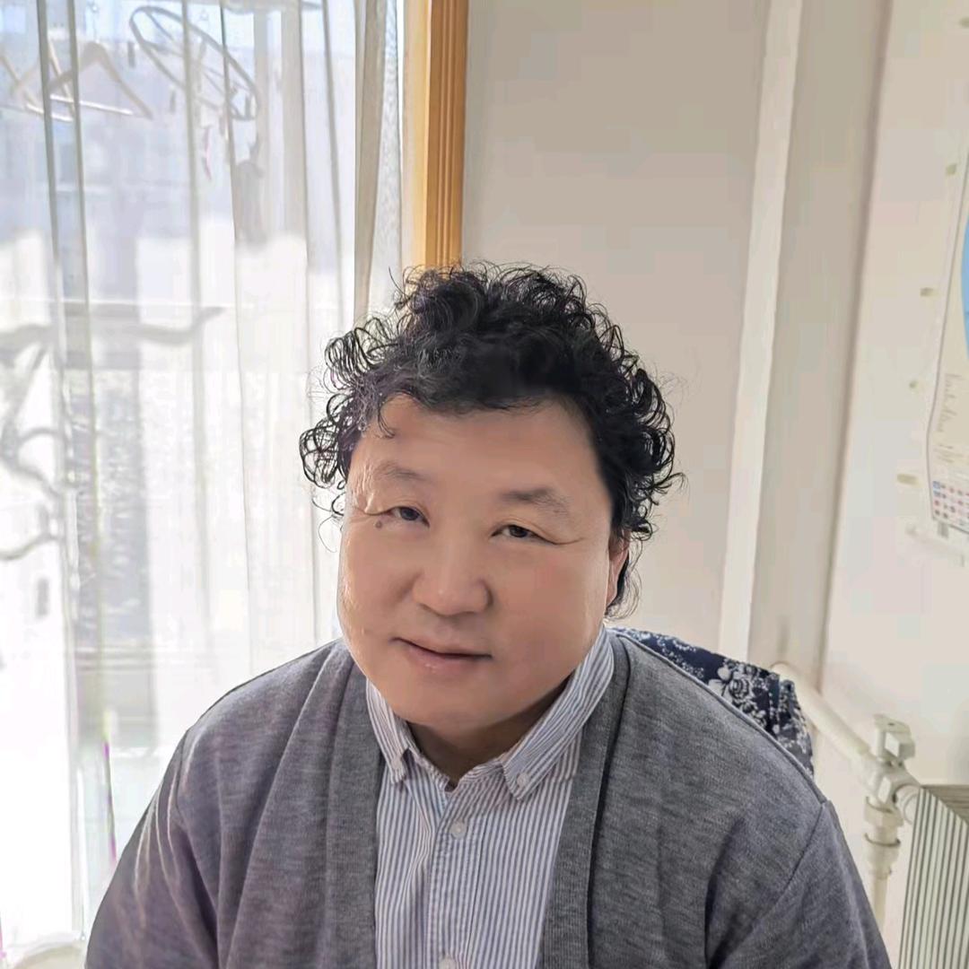 卷毛大叔