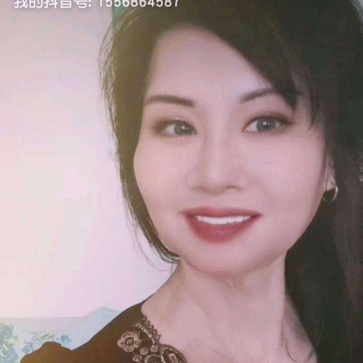 甜豆莹莹（谢绝连赞，拒私聊）