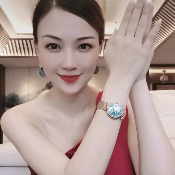 小燕子女王👸