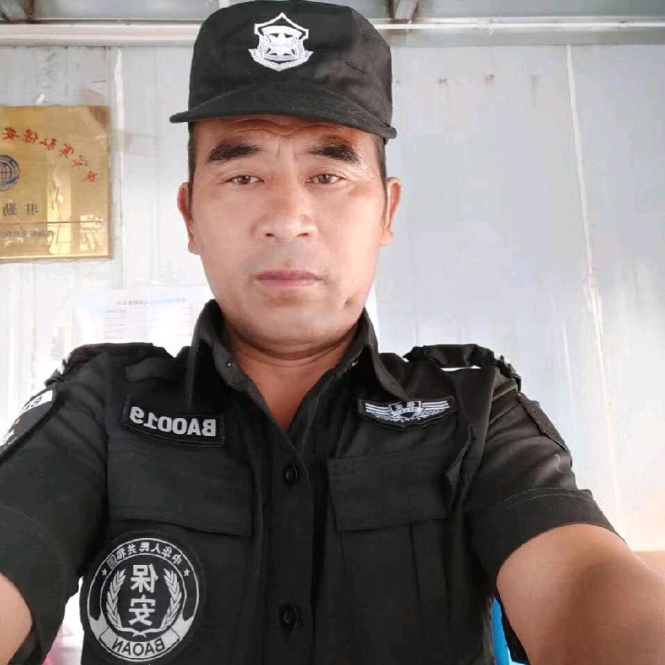 高价回收啤酒瓶！\