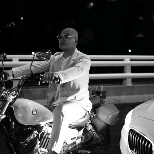 骨雕骨气一小陈