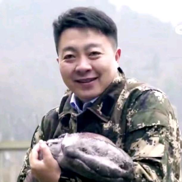 娃娃鱼王子  程虎