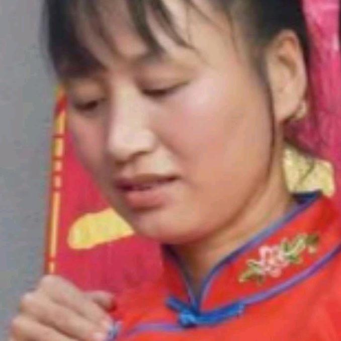 江河一姐（市级鼓书非遗传承人）