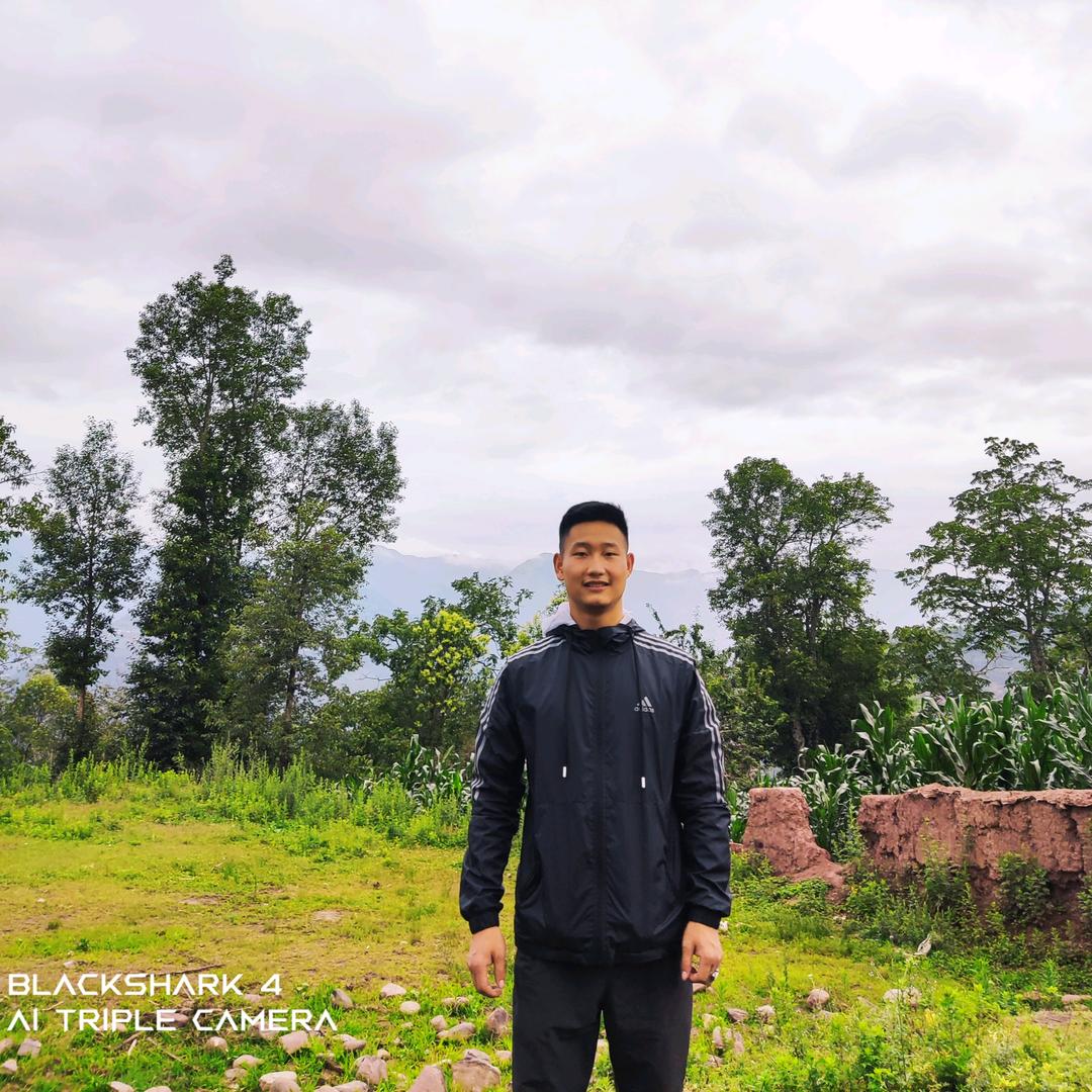 我先想一个网名、