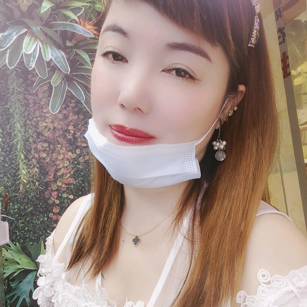 抱抱丽丽