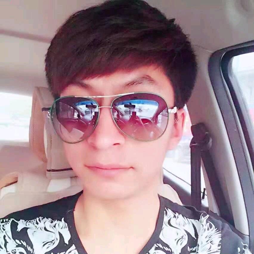 锦绣大地物流港1D114亮哥