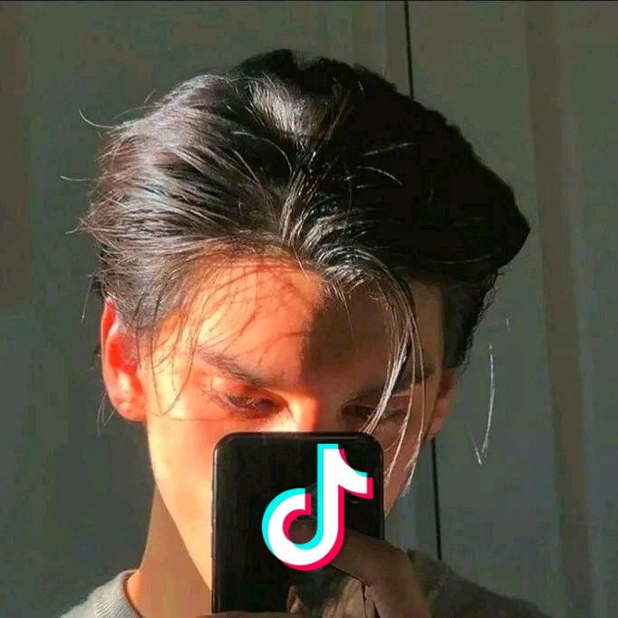 九