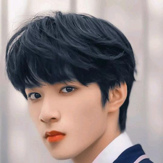 和平精英和巅峰极速马龙