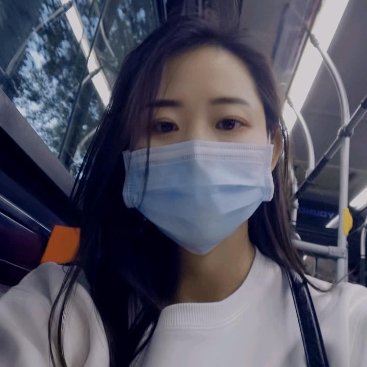 佳佳