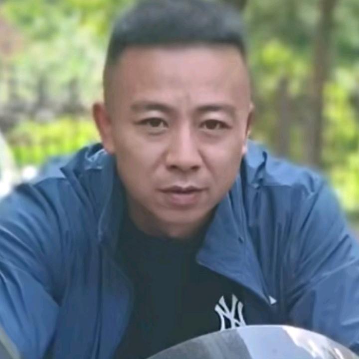 小黑精品二手车