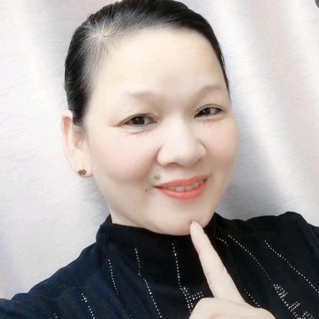 海门市梨园路54号岁红服饰