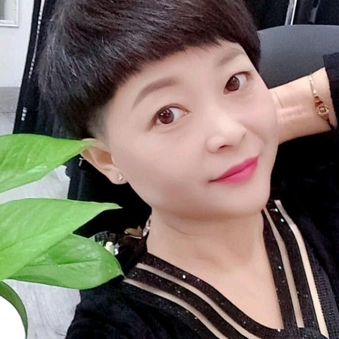 坎墩街961号·雅姐女装