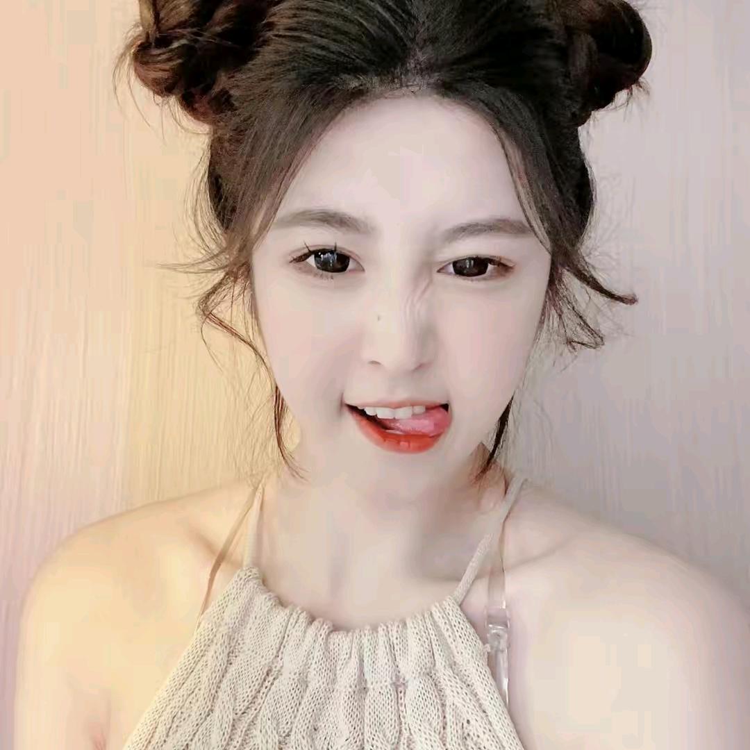 央央