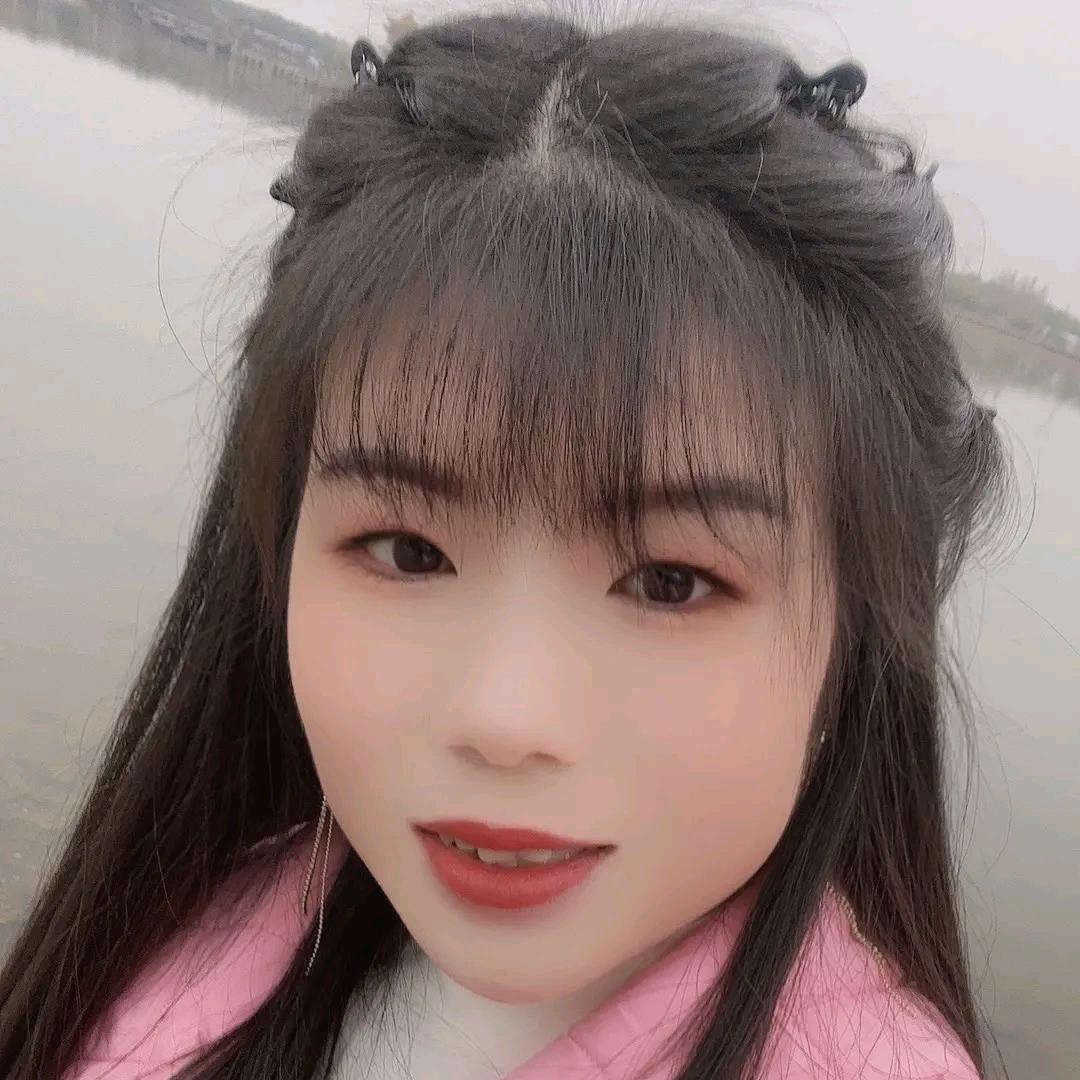 傻小妮子