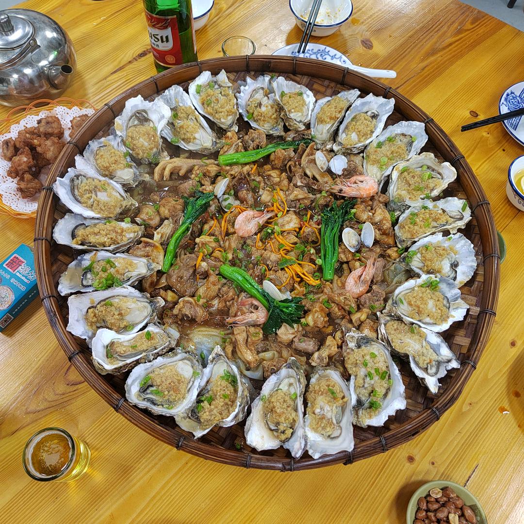 你有酒，我有美食