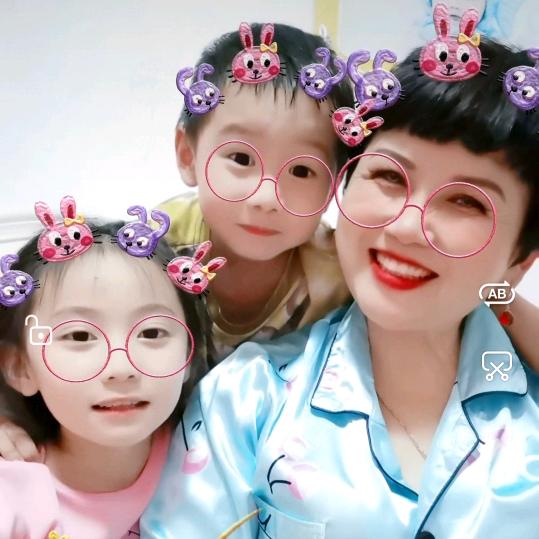 感恩的女人（周）
