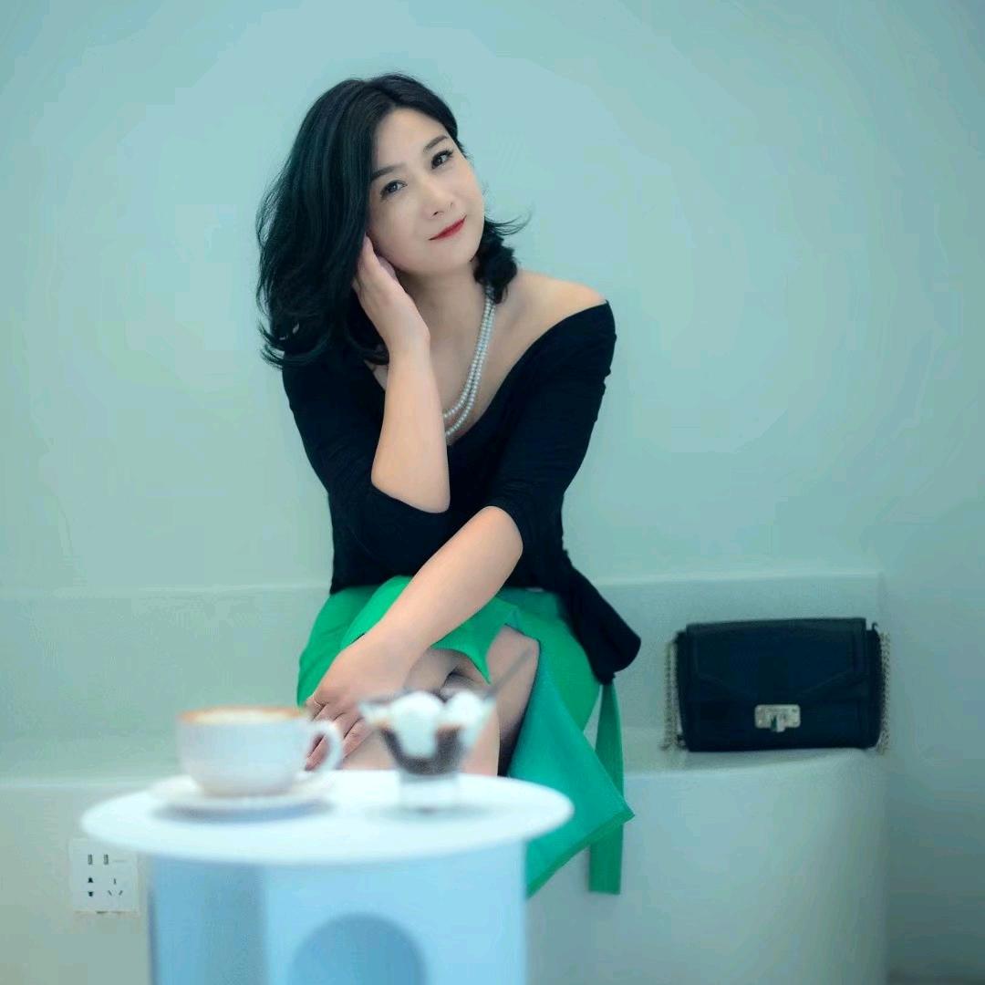 飞飞（谢绝连赞）