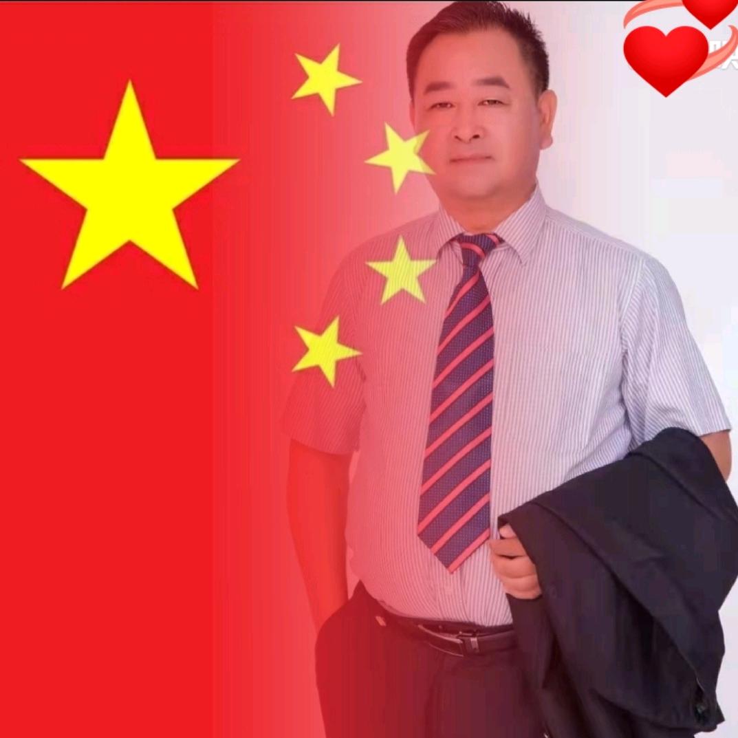 杨伯坤