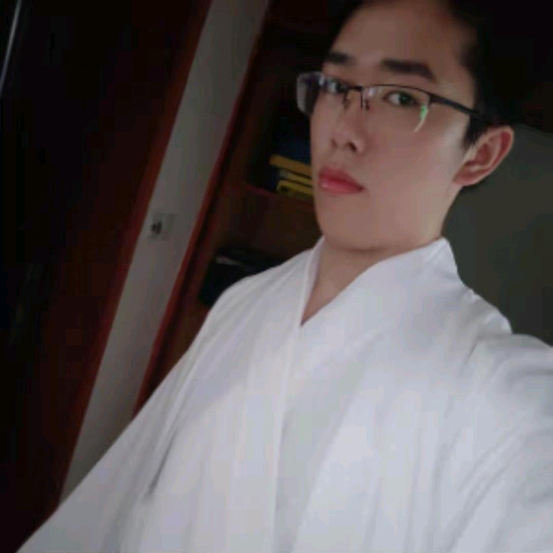尤世