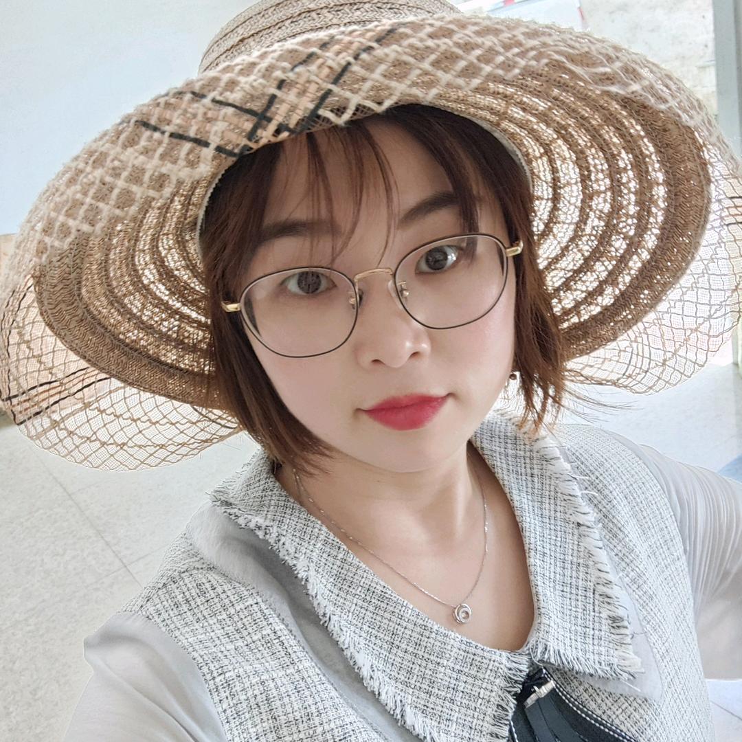 🌈丽🌈丽(ง •̀_•́)ง