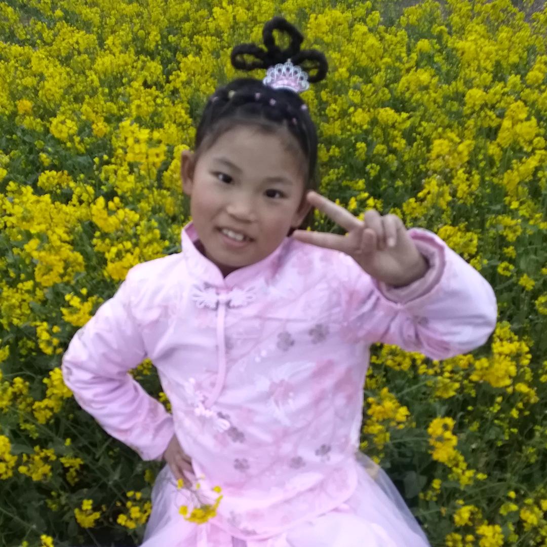 裴王一生，有儿有女幸福的一家人