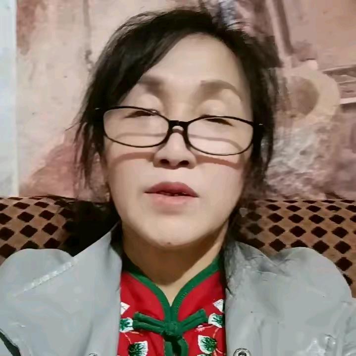 马幺妹晚六点十分开播（尊师平哥平嫂）