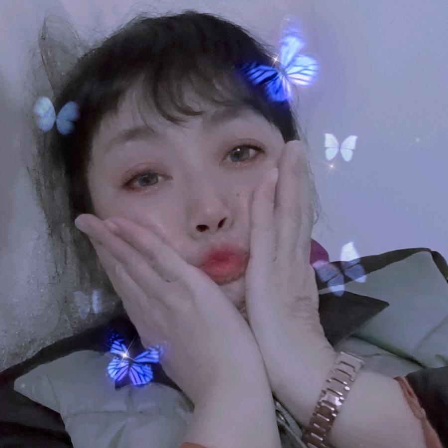 用户5697976968569