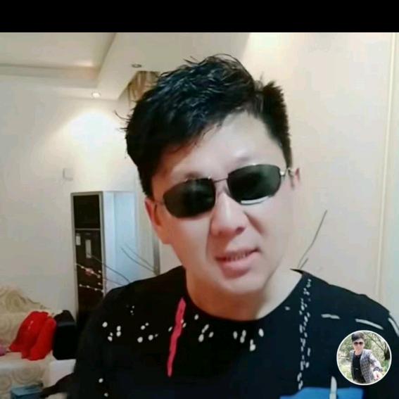 @九哥