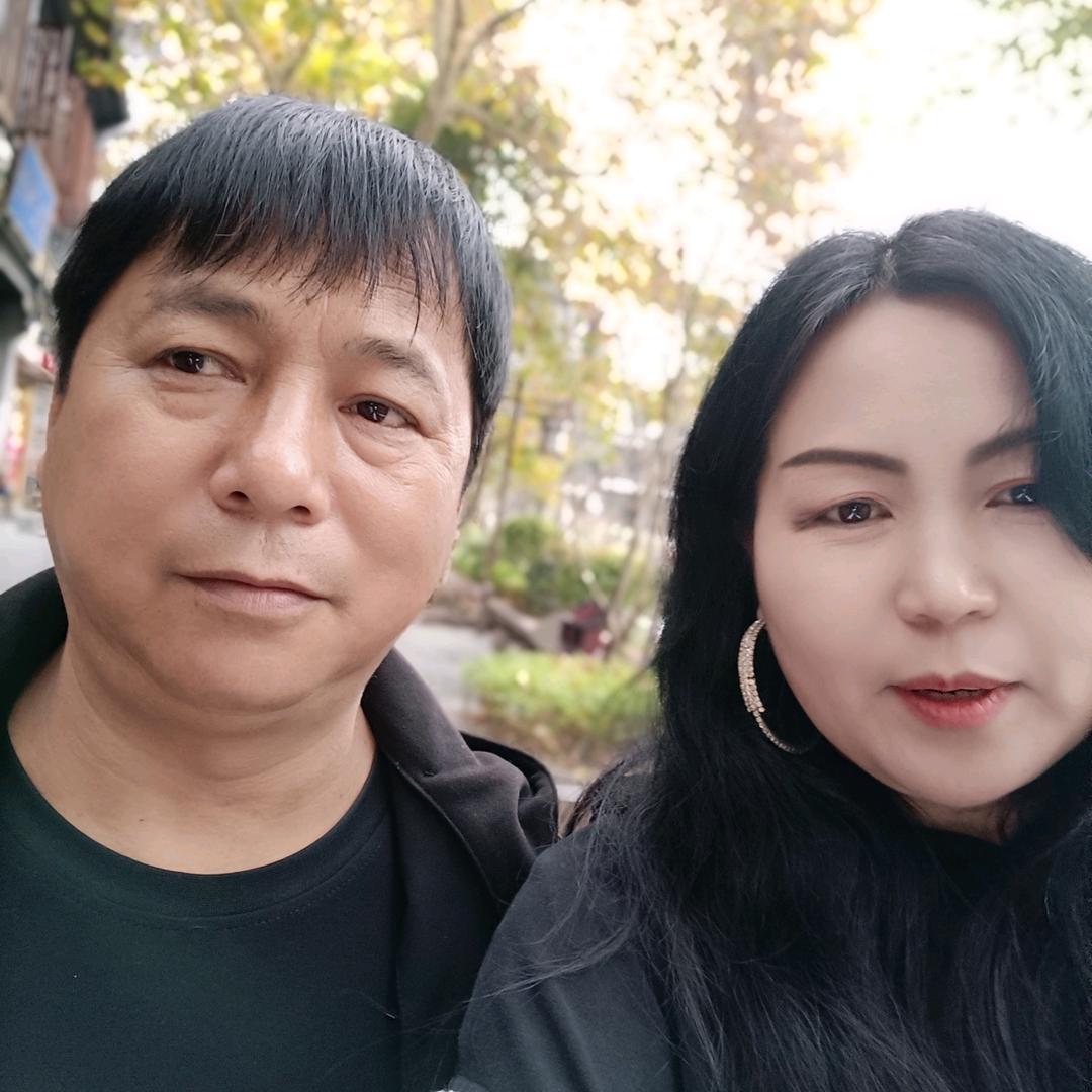幸福一家一