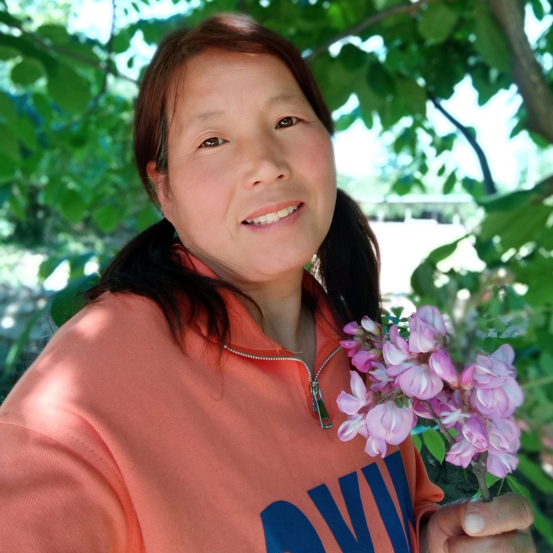 傻妞飞享直播，可不定时喔