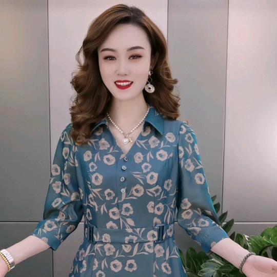 左曼女装服饰