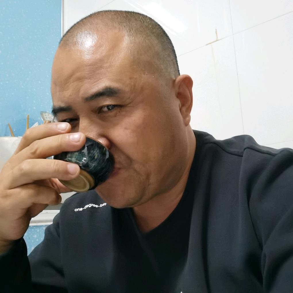 博森（糟老头）每天下午3.30播