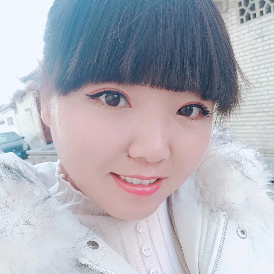 襄垣何江珊艺术团