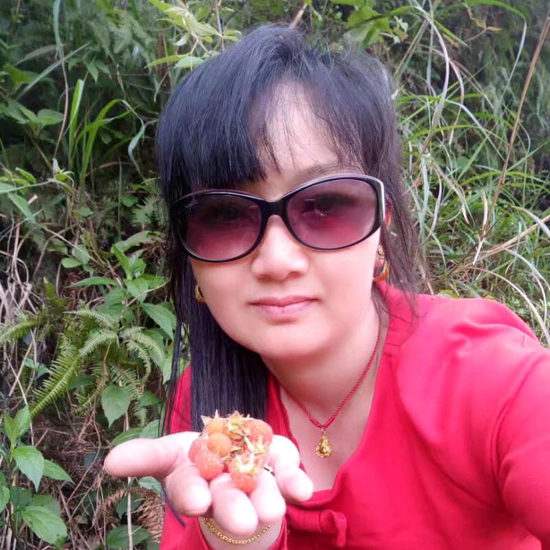 糖果甜蜜蜜（江湖摆摊大姐）🌹🌹🌹