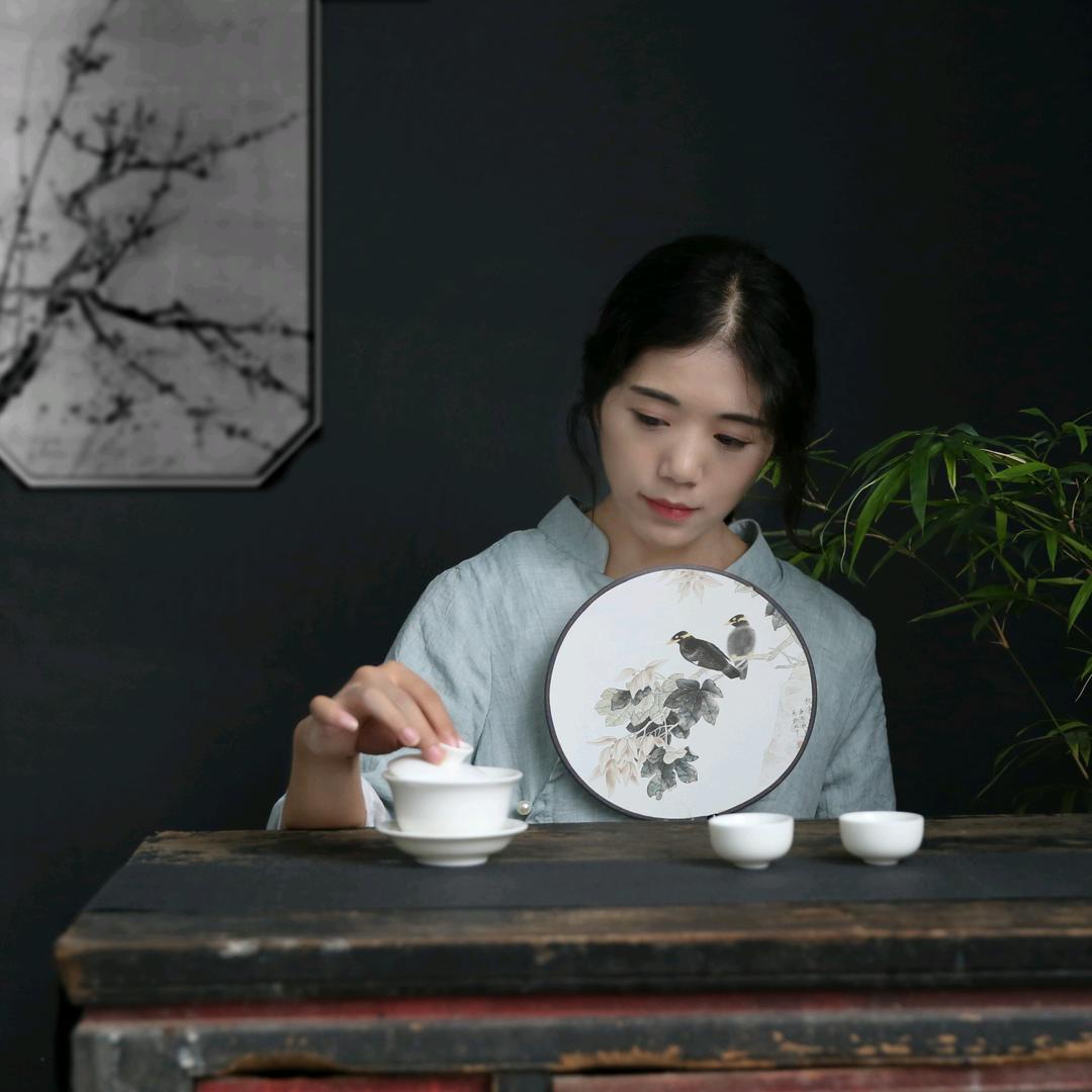 舍南舍北皆茶器