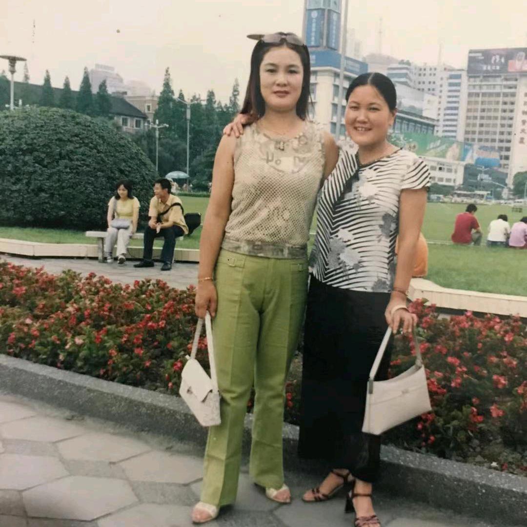 容姐