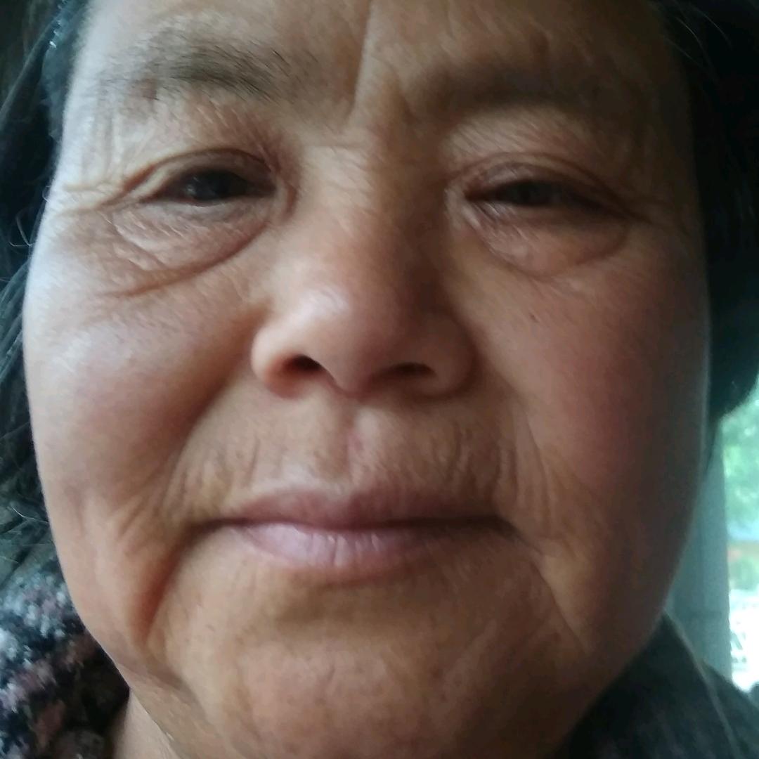 房付荣