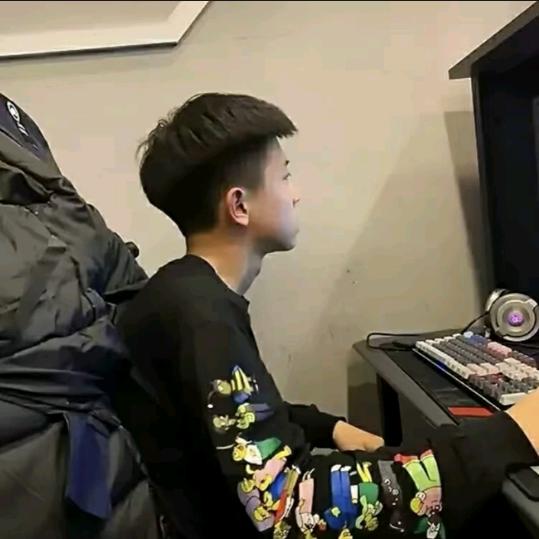 ડꪊꪀེꦿ๑҉