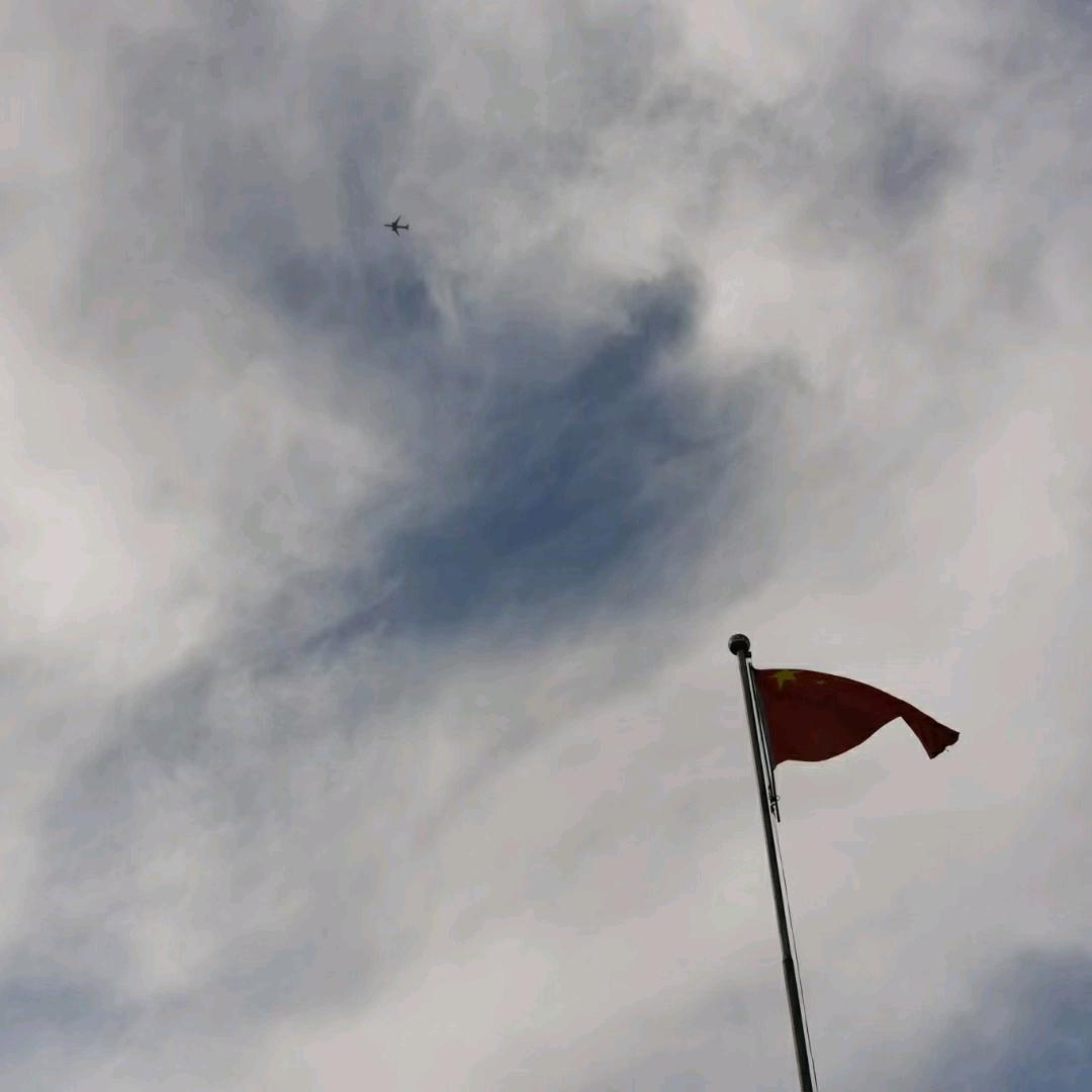 十三 （自由摄影师）📷