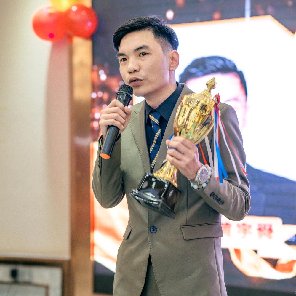 广州番禺区腾越地产Eson哥